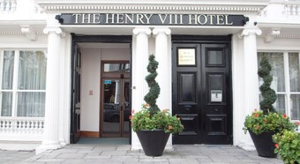 Hotel Henry Viii