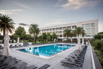 Azoris Royal Garden � Leisure & Conference Hotel