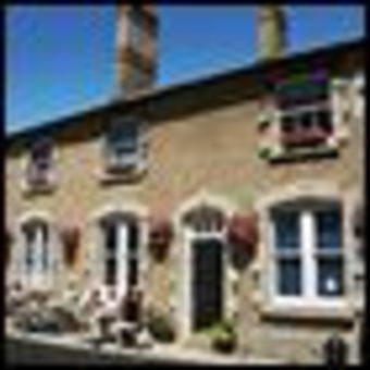 Town Hall Lodge B&B