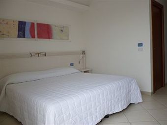 Hotel Elaia Garden