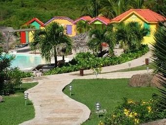 Hotel True Blue Bay Resort