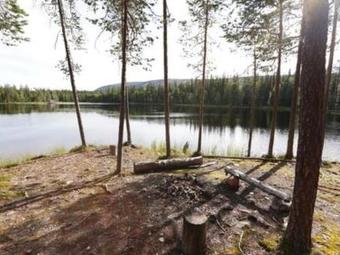 Holiday Home Mets�-luosto