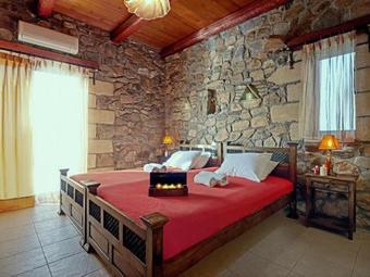 Villa Lefkothea