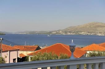 Apartments Mi�e