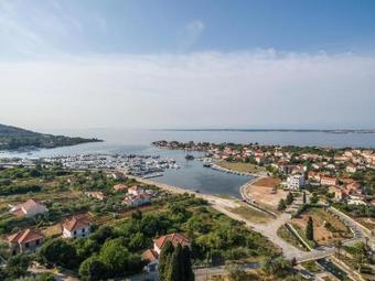 Apartments By The Sea Sutomiscica (ugljan) - 912