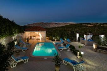 Villa Lucian