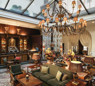 Hotel Four Seasons (Trad Jnr Suite)