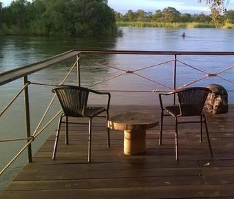 Mobola Lodge