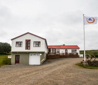 �rb�t Hostel
