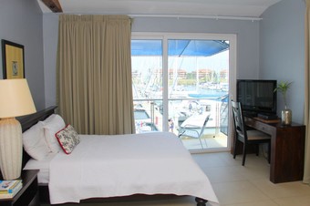 Marina Hotel At Shelter Bay