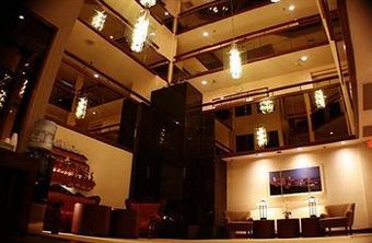 Hotel International