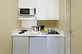 Hotel Crossland Economy Studios - Kansas City - Independence