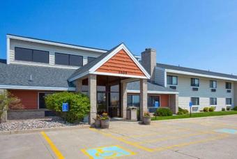 Hotel Americinn By Wyndham Spencer