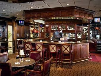 Hotel Molly Pitcher Inn