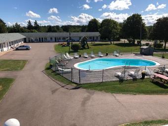 Anne Shirley Motel & Cottages
