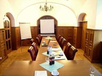Hotel Kastiel Lucivna
