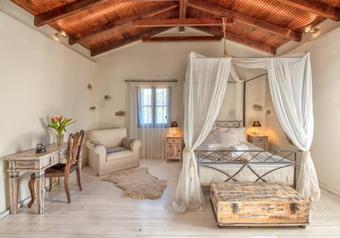 Verekinthos Villas