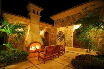 Casa Cortez