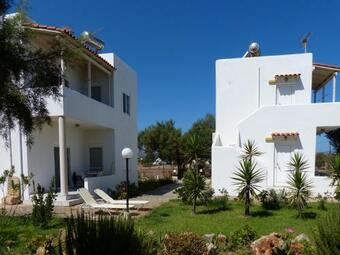 Zefyros Apartments