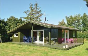Three-bedroom Holiday Home In Hejls 1