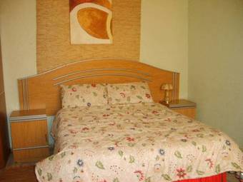 Hostal All Are Welcome Guest House
