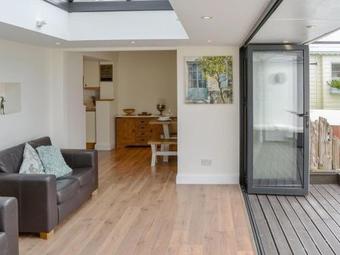 Broadland Hideaway