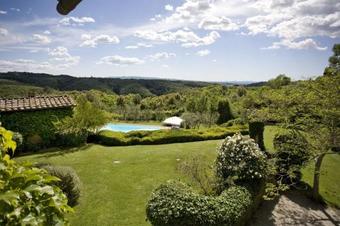 Colleoli Villa Sleeps 8 Air Con Wifi