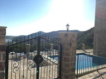 Luka Villa