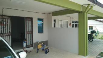 Ainur Homestay
