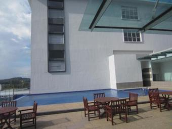 D Hotel