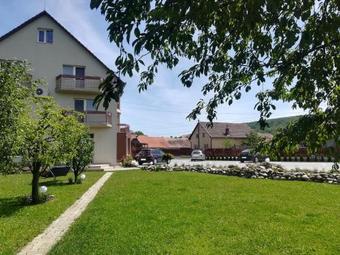 Hostal Vila Gong