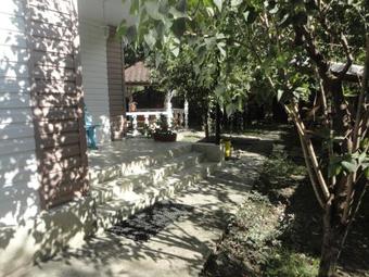 Hostal Park Hadzhoh