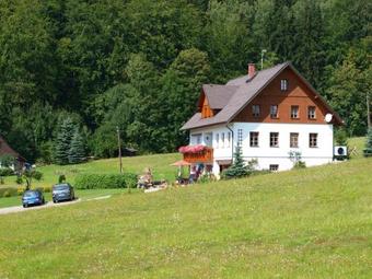Hostal U Sad�lk?