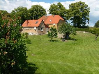 Lovely Bungalow Near Sea In Elmenhorst