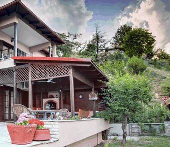 Hostal Guesthouse Niaousta