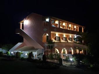 Hostal Marianna House