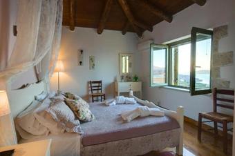 Aptera Villa Sleeps 6 Pool Air Con Wifi