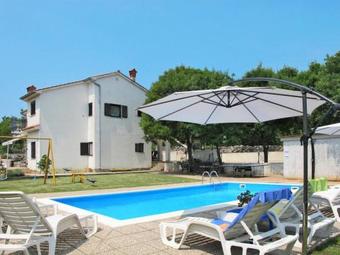 Apartment Radmila (mlk141)
