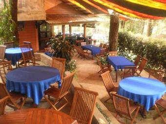 Hotel Lembah Safari Cisarua