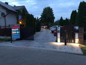 Hostal Noclegi Airportpark