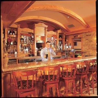 Castle Arch Hotel