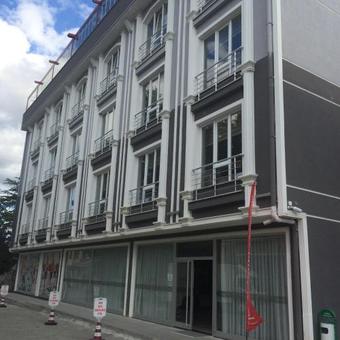 Umur Hotel