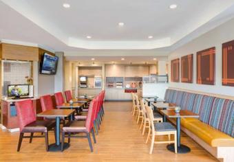 Hotel Towneplace Suites By Marriott Richmond
