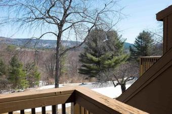 Saltbox 12f By Carefree Quechee