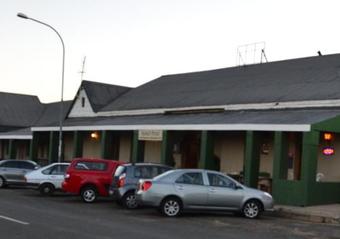 Kestell Hotel & Guesthouse