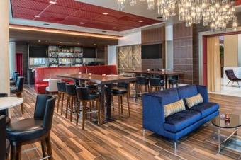 Hotel Embassy Suites By Hilton Seattle Downtown Pioneer Square