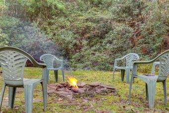 Hemlock Hideaway