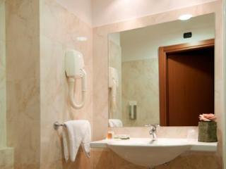 Hotel Domus Expo