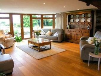 Lake View Cottage