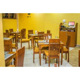 Grand Winston Hotel